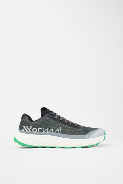Nnormal – Zapatilla de Trail Running KJERAG Grey & Green unisex